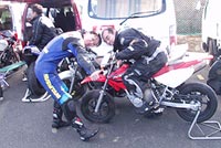 ���C���X