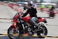 �A�v�����A