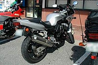 FZ400