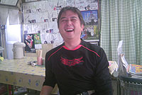 ���E���H������